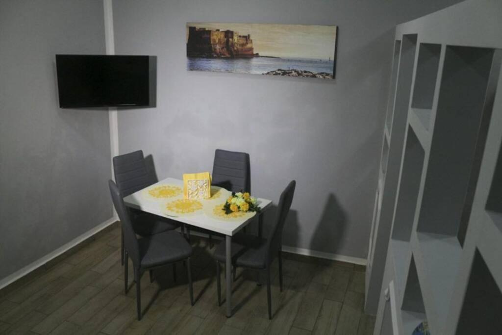 SS.casavacanza Napels Buitenkant foto